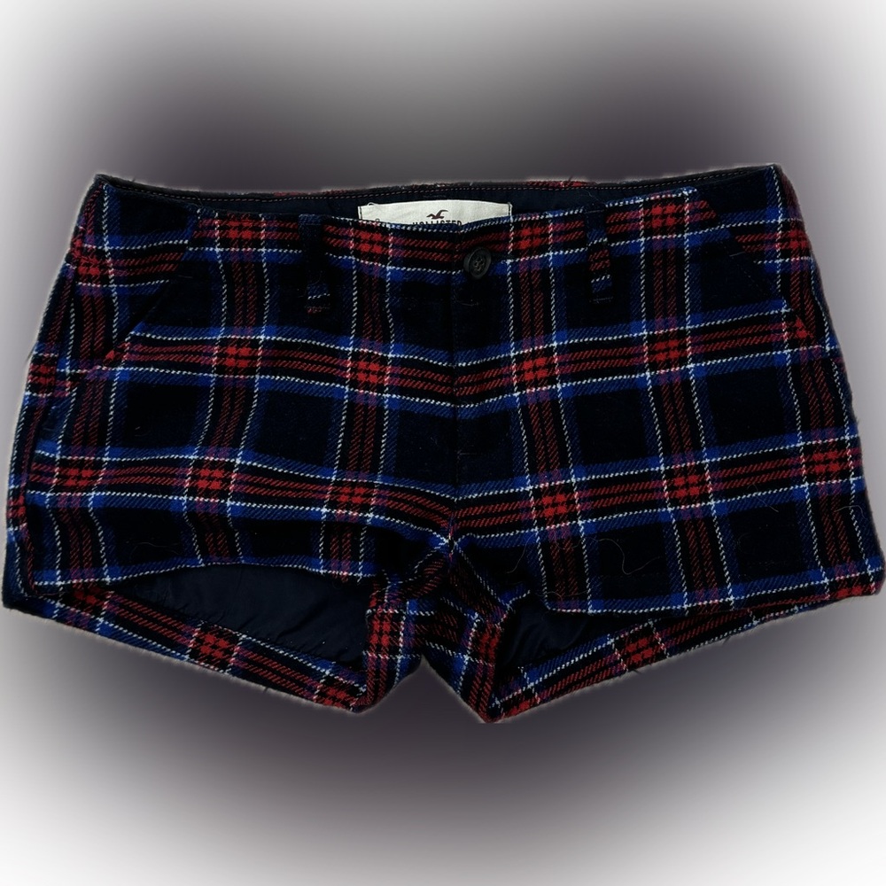 Plaid Hollister shorts